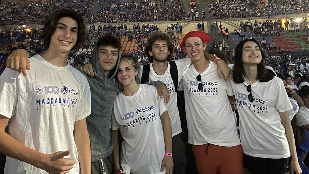Group shot, smiling teens at Maccabiah 2022